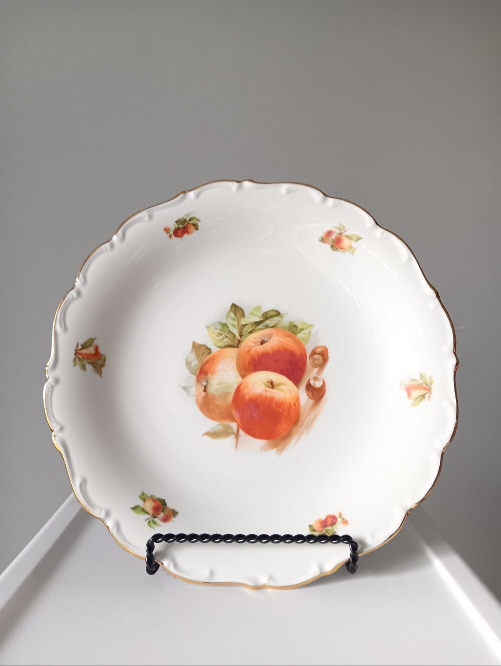 Vintage Schumann Arzberg Bavaria Platter Gold Rimmed Apples German White Red 12"